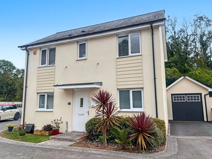 3 Bedroom Detached House For Sale In Boston Close, Plymouth, Devon, PL9