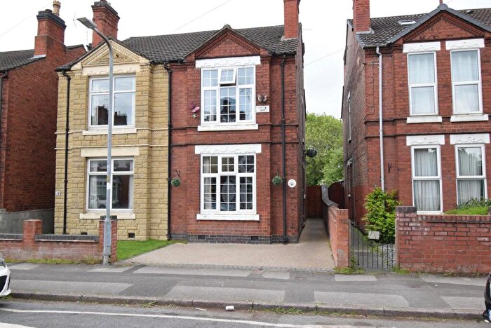 3 Bedroom Semi Detached House For Sale In Outwoods Street, Burton-On-Trent, DE14