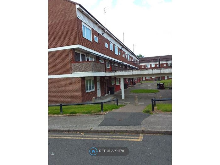 3 Bedroom Flat To Rent In Prescot, Prescot, L34