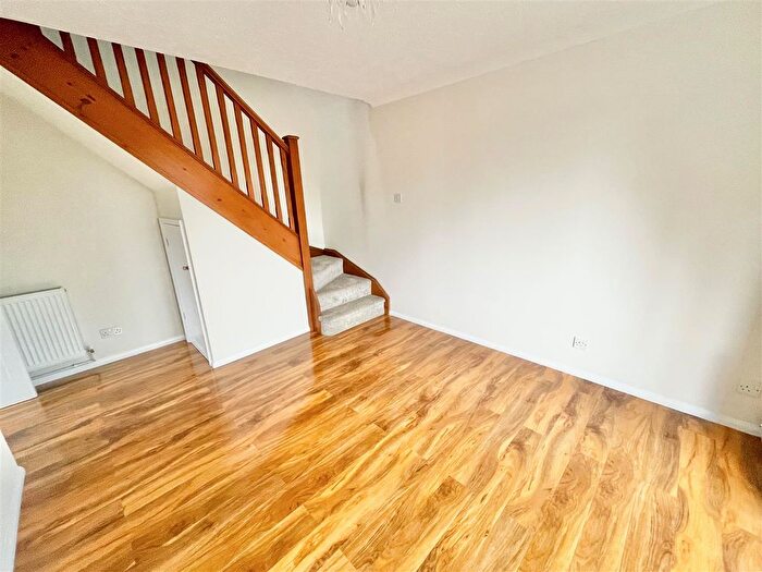 2 Bedroom End Of Terrace House To Rent In Rosehip Close, Woolwell, Plymouth, PL6