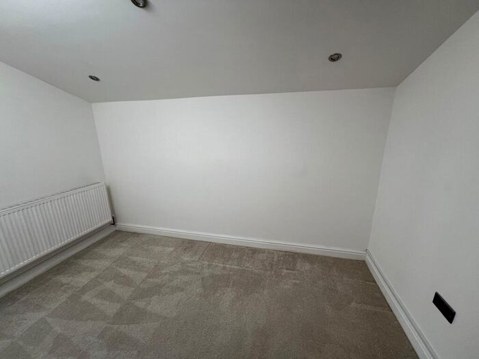 2 Bedroom Barn Conversion To Rent In Fosse Road, Car Colston, NG13