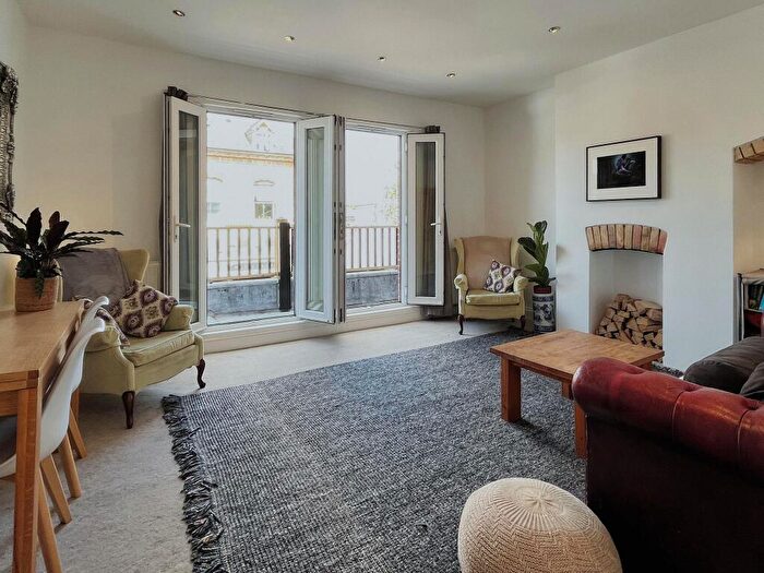 3 Bedroom Maisonette For Sale In South Parade, Oxford, OX2