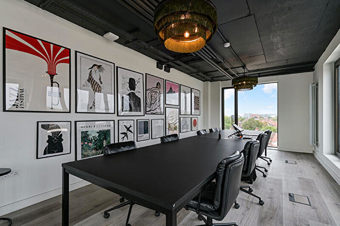 Studio To Rent In Greenhill Way, Harrow, Middlesex, HA1