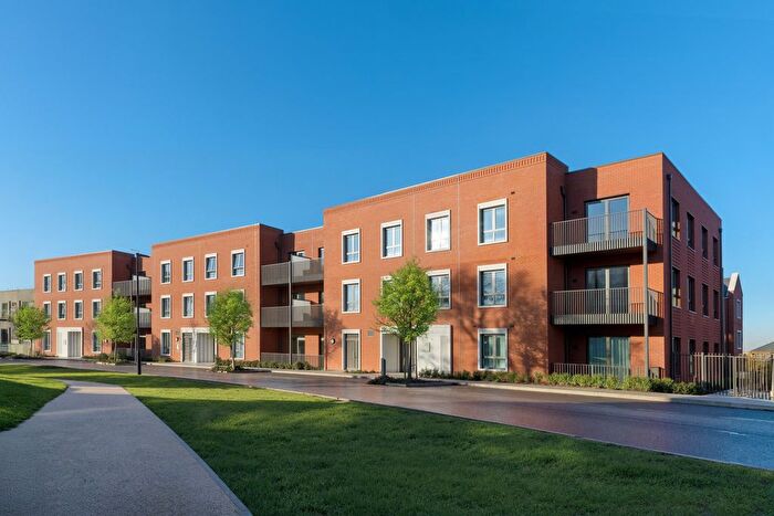 2 Bedroom Flat For Sale In Bicknell Way, London, SW17