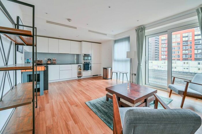 1 Bedroom Flat To Rent In Nine Elms Point, Nine Elms, London, SW8