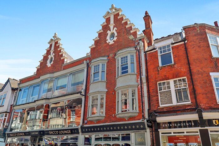 1 Bedroom Flat For Sale In Regent Street, Rugby, CV21