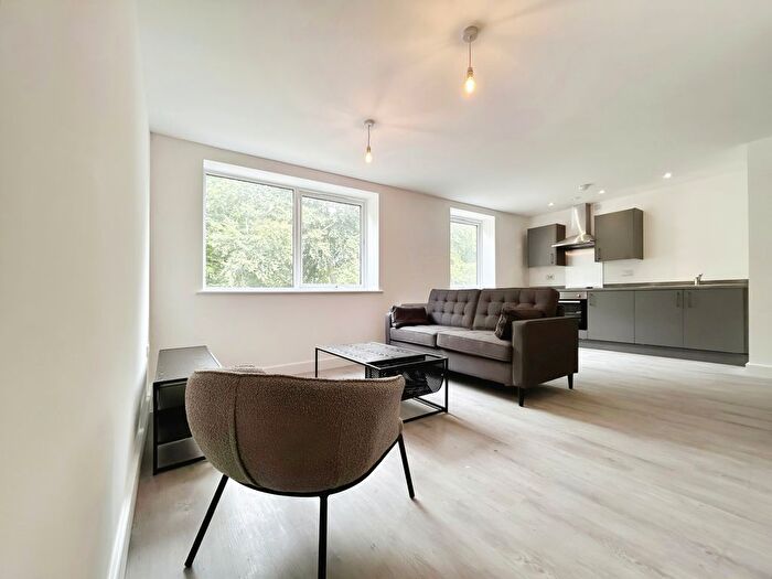 2 Bedroom Flat To Rent In The Printworks, Bradford, BD9