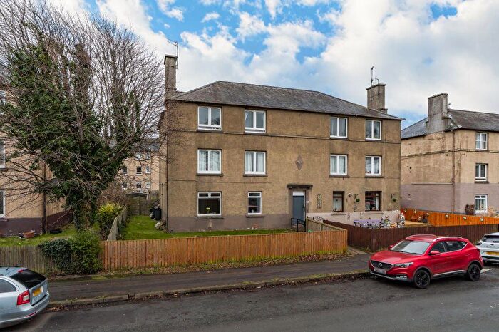 2 Bedroom Flat For Sale In / Hutchison Road, Edinburgh, EH14