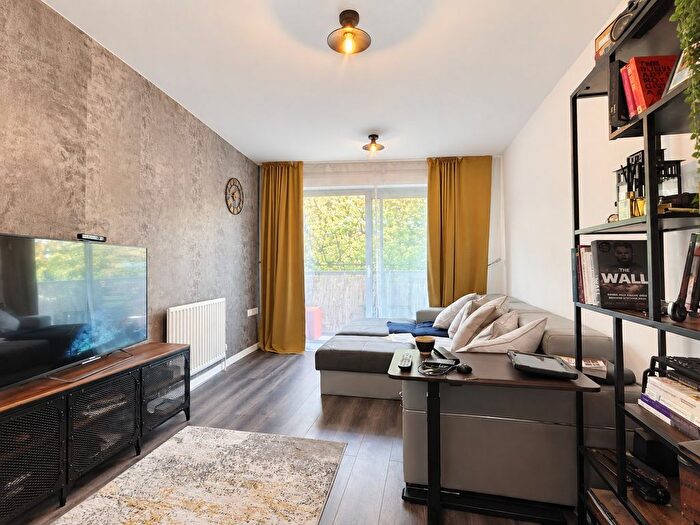 1 Bedroom Flat To Rent In Flat, Watson House, Elmgrove Road, Harrow, Greater London, HA1