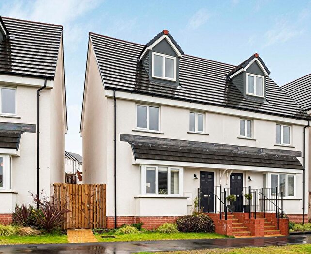 3 Bedroom Semi-Detached House For Sale In Tutsan Lane, St. Austell, PL25