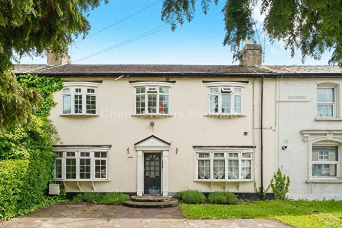 1 Bedroom Apartment To Rent In Henry Road, East Barnet, EN4