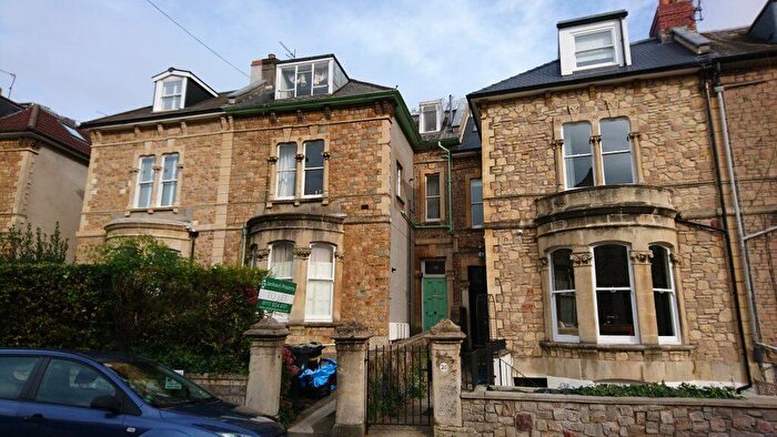 1 Bedroom Flat To Rent In All Saints Road – Top Floor Flat Ref, BS8