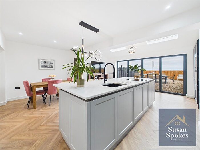 3 Bedroom Semi-detached House For Sale In Bamburgh Avenue, South Shields, NE34