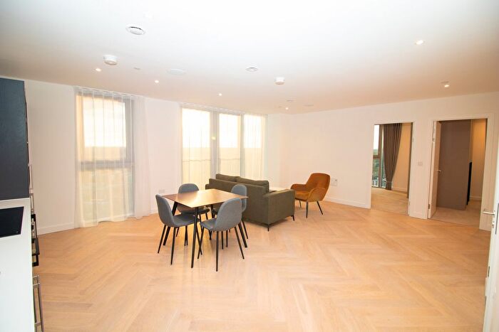 2 Bedroom Flat To Rent In Clarendon Road, Watford, WD17