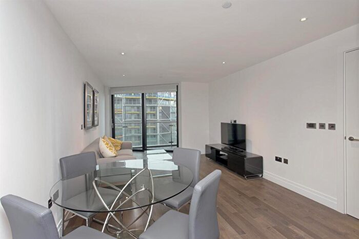 2 Bedroom Flat To Rent In Riverlight Quay, Nine Elms, London, SW11