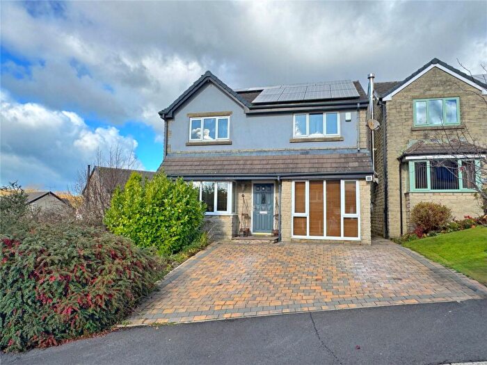 3 Bedroom Detached House For Sale In Meadows Drive, Loveclough, Rossendale, BB4