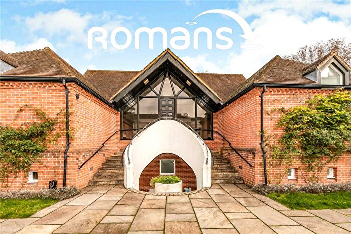 4 Bedroom Detached House To Rent In Hurst Grove, Sandford Lane, Reading, RG10