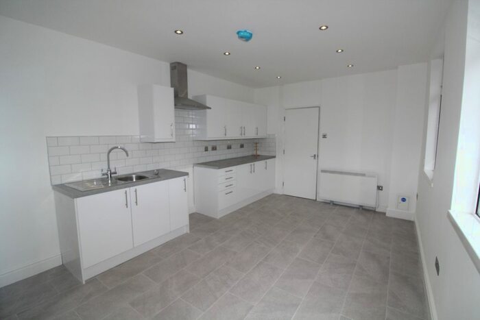 2 Bedroom Flat To Rent In Marlborough Road, Roath, Cardiff, CF23