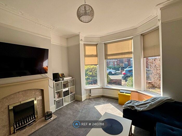 3 Bedroom Semi-Detached House To Rent In Alresford Road, Salford, M6