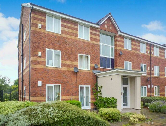 2 Bedroom Flat To Rent In Velour Close, Salford, Manchester, M3