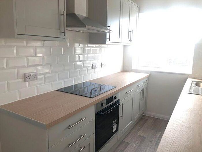 2 Bedroom Apartment To Rent In Brighton Road, Lancing, BN15