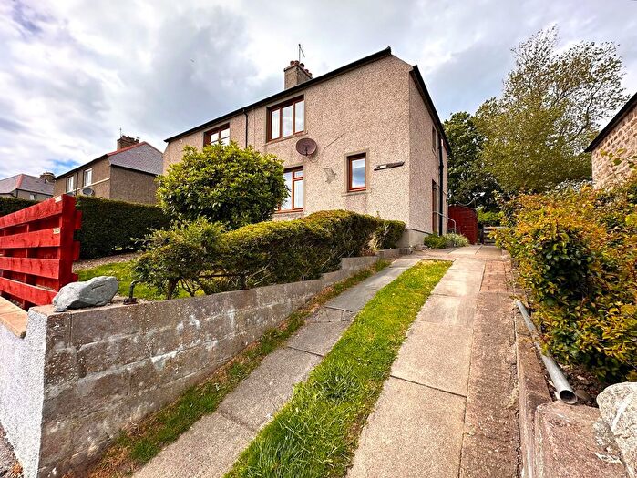 2 Bedroom Semi-detached House For Sale In Barnhill Road, Macduff, AB44