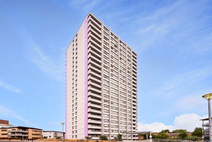 2 Bedroom Flat To Rent In Rainhill Way, London, E3