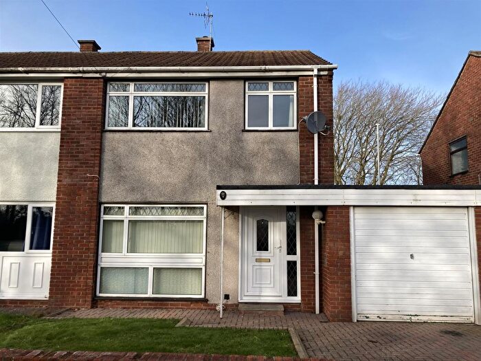 3 Bedroom Semi-Detached House To Rent In Kestrel Close, Caldicot, NP26