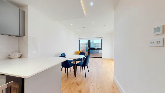 1 Bedroom Flat To Rent In New Horizons Court, Brentford, TW8