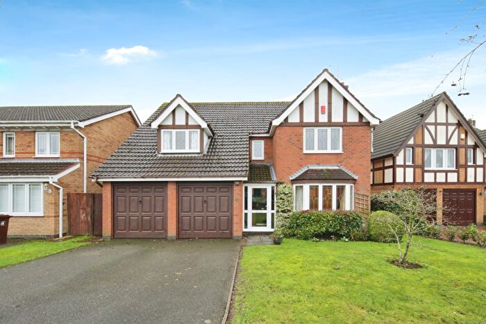 4 Bedroom Detached House For Sale In Greenfield Avenue, Balsall Common, Coventry, CV7