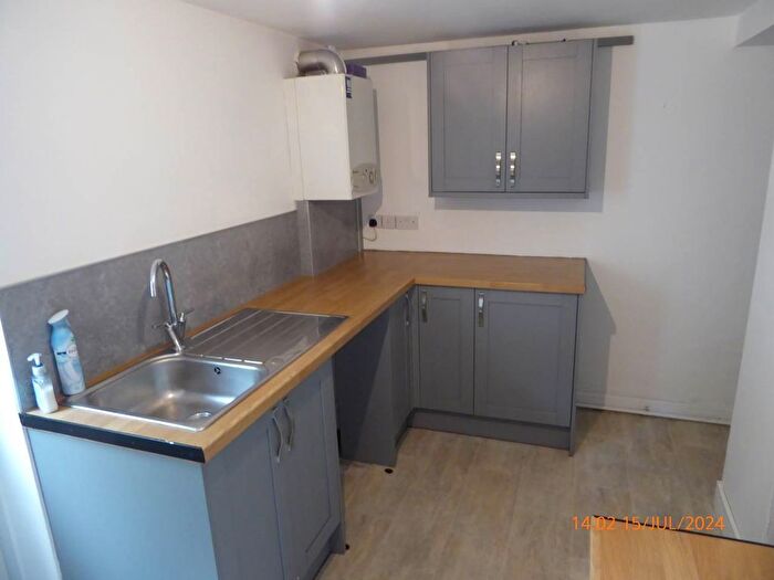 2 Bedroom End Of Terrace House To Rent In Priory Row, Carmarthen, SA31