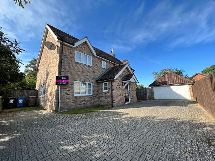 6 Bedroom Detached House To Rent In Holywell Row, Suffolk, IP28