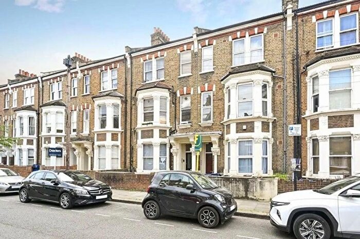 2 Bedroom Flat To Rent In Fermoy Road, London, W9