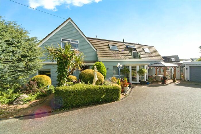 6 Bedroom Detached House For Sale In Beach Road, Benllech, Anglesey, Sir Ynys Mon, LL74