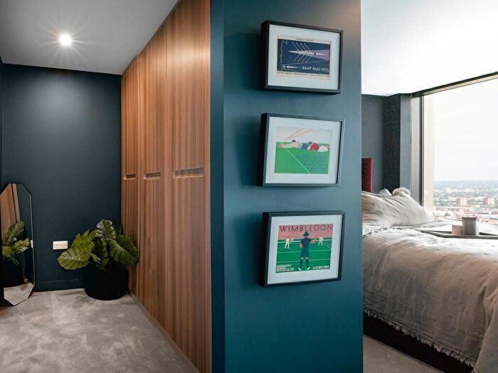 3 Bedroom Apartment To Rent In Mercian, Broad Street, Birmingham, B15