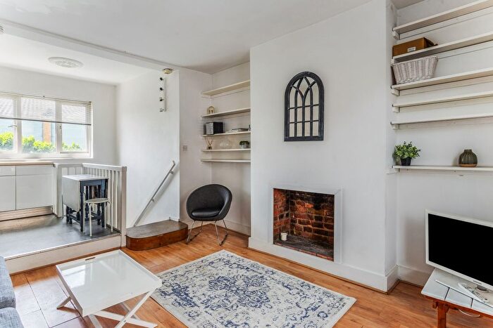 1 Bedroom Flat To Rent In Lewisham Road, Greenwich, SE13