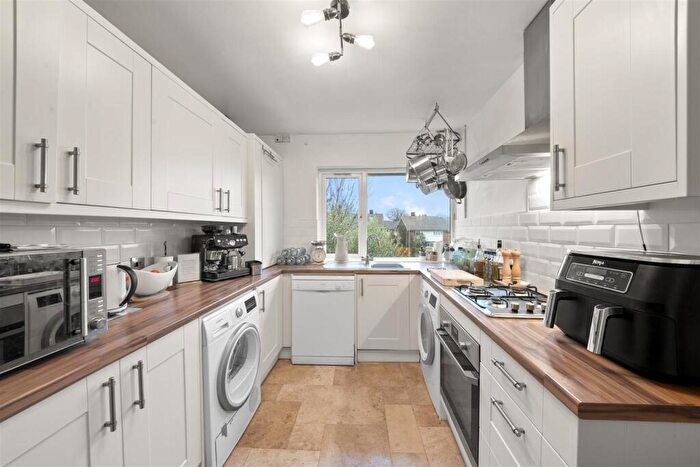 2 Bedroom Maisonette For Sale In Southbourne Gardens, Ruislip, HA4