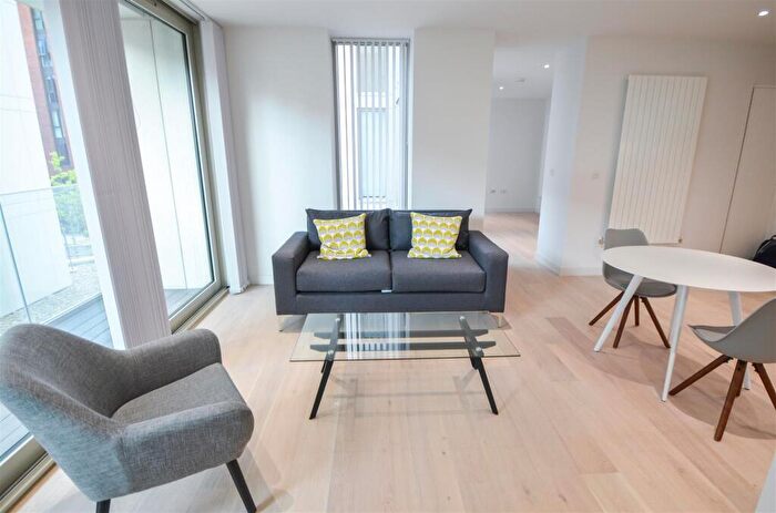 Flat To Rent In Liner House, Royal Wharf, London, E16