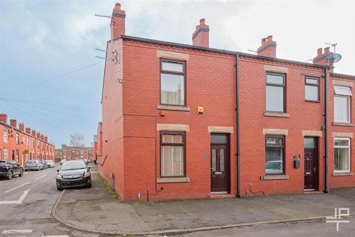 2 Bedroom End Of Terrace House To Rent In Urmston Street, Leigh, Greater Manchester, WN7