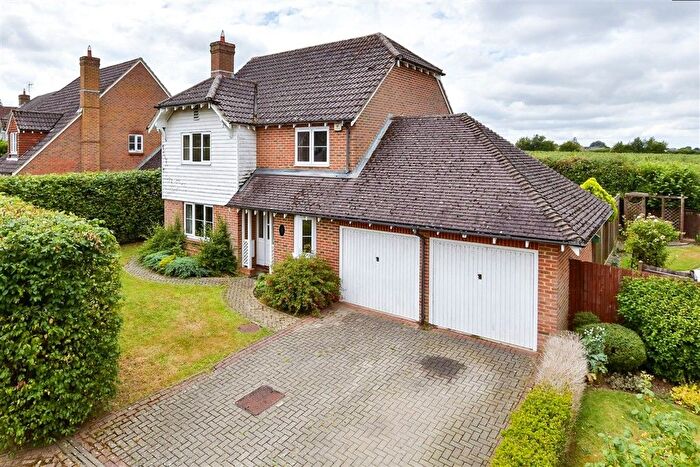 4 Bedroom Detached House For Sale In Carmans Close, Loose, Kent, ME15