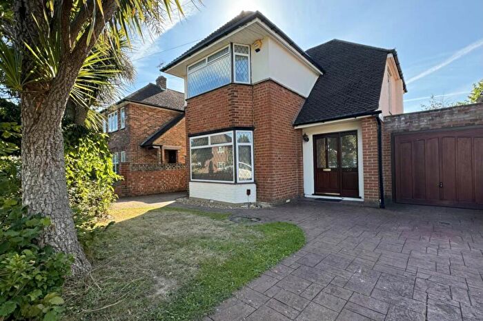 3 Bedroom House To Rent In Park Lane, SL3