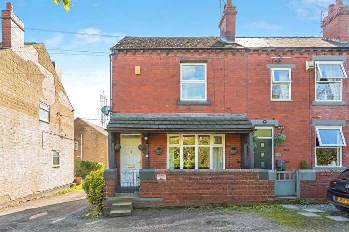 3 Bedroom End Terrace House For Sale In Grandstand Road, Lofthouse, Wakefield, WF3