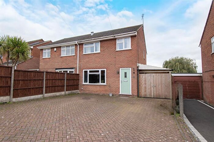 3 Bedroom Semi-Detached House For Sale In Dove Close, Kilburn, Belper, DE56