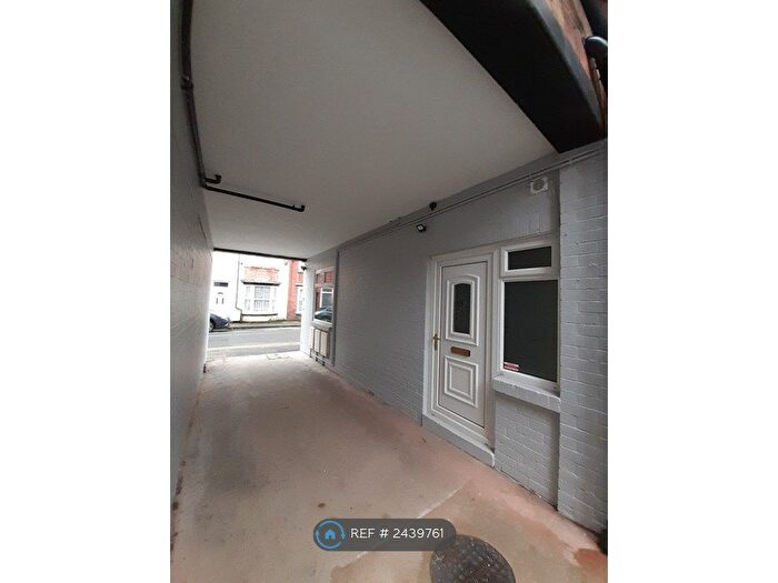 1 Bedroom Flat To Rent In North Street, Bridlington, YO15