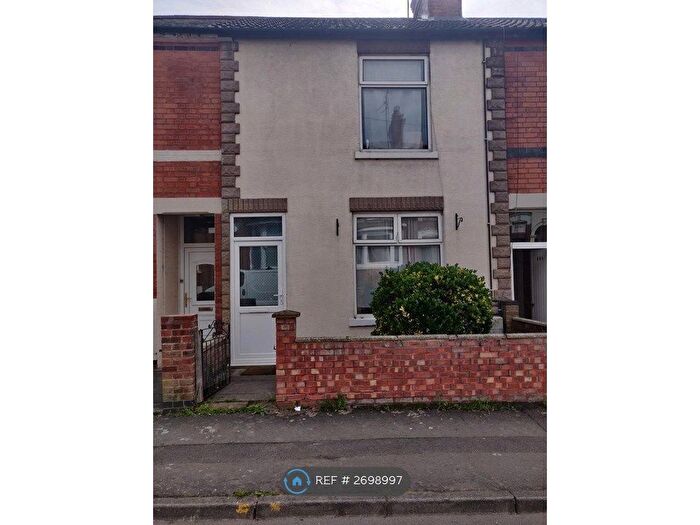 3 Bedroom Terraced House To Rent In Queen Street, Rushden, NN10