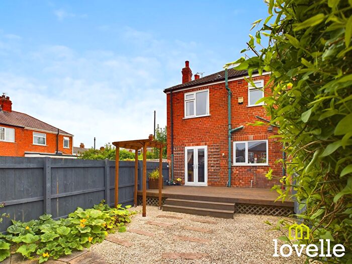3 Bedroom End Of Terrace House For Sale In Aysgarth Avenue, Hull, East Riding Of Yorkshire, HU6