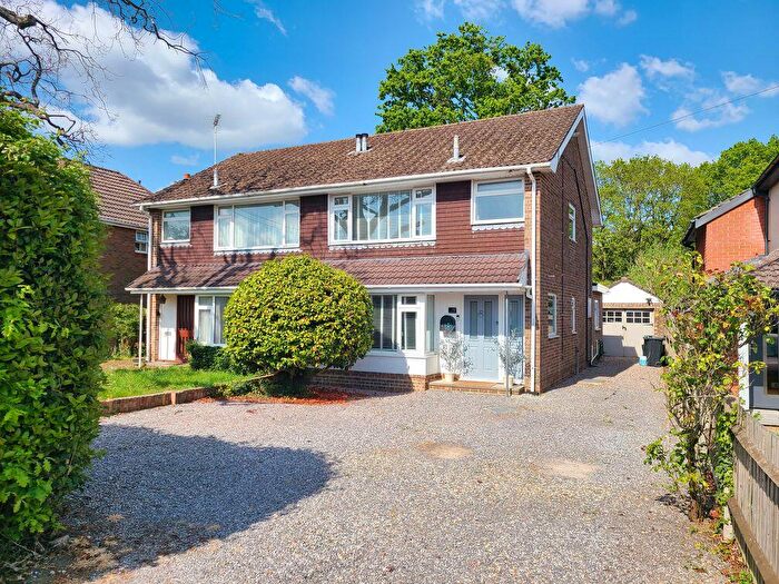 3 Bedroom Semi-Detached House For Sale In Calmore Road, Totton, SO40