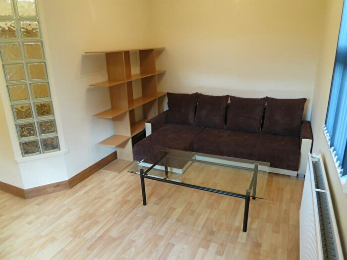 1 Bedroom Apartment To Rent In Clyde Road, West Didsbury, M20