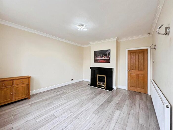 3 Bedroom Terraced House For Sale In Retford Road, Worksop, S80