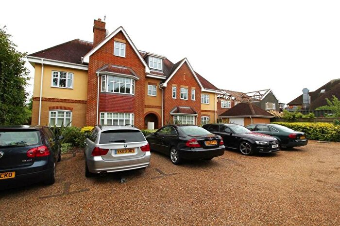 2 Bedroom Apartment To Rent In Shoppenhangers Road, Maidenhead, SL6